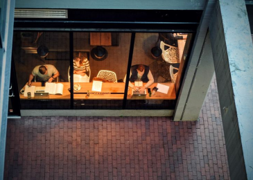 解密数字交易新生态：发卡网如何重塑商业效率